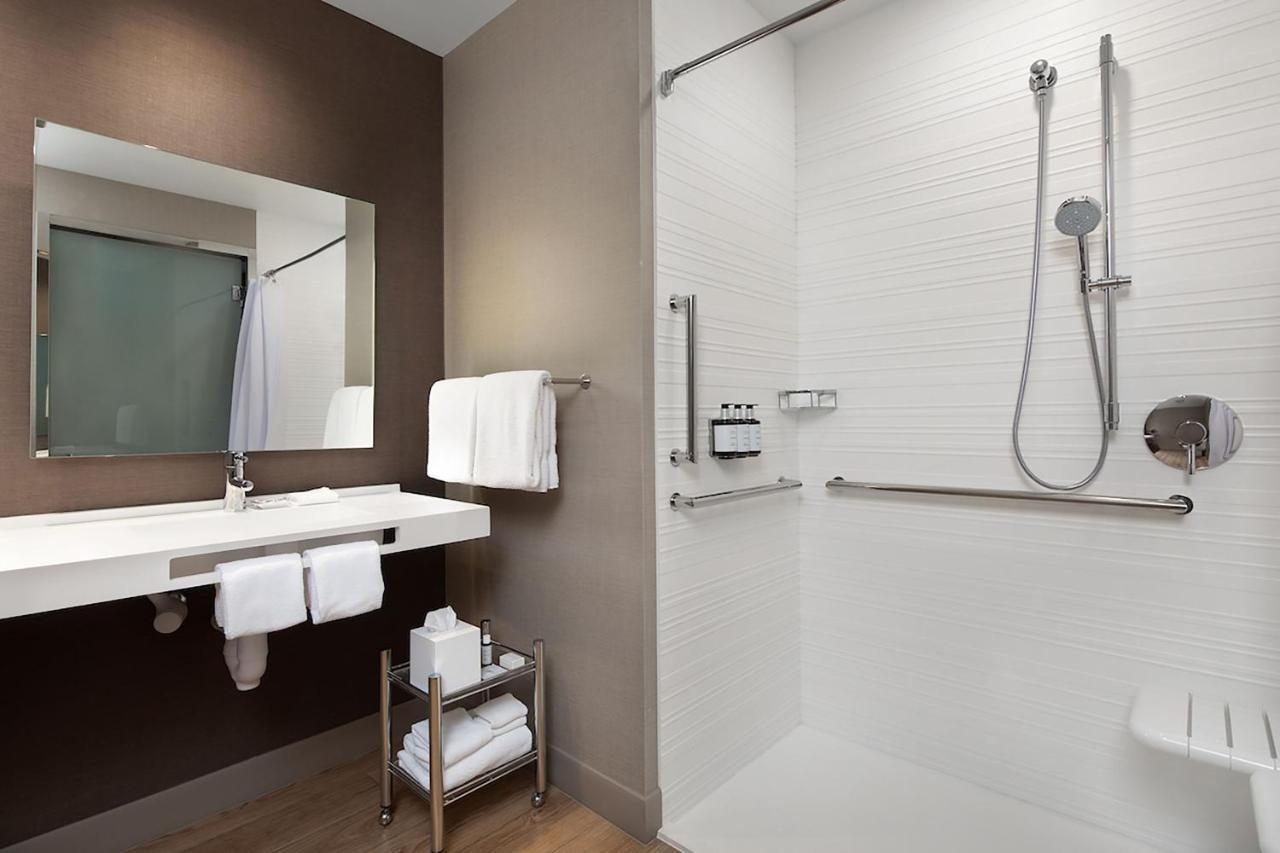 Ac Hotel By Marriott Bloomington Mall Of America Extérieur photo